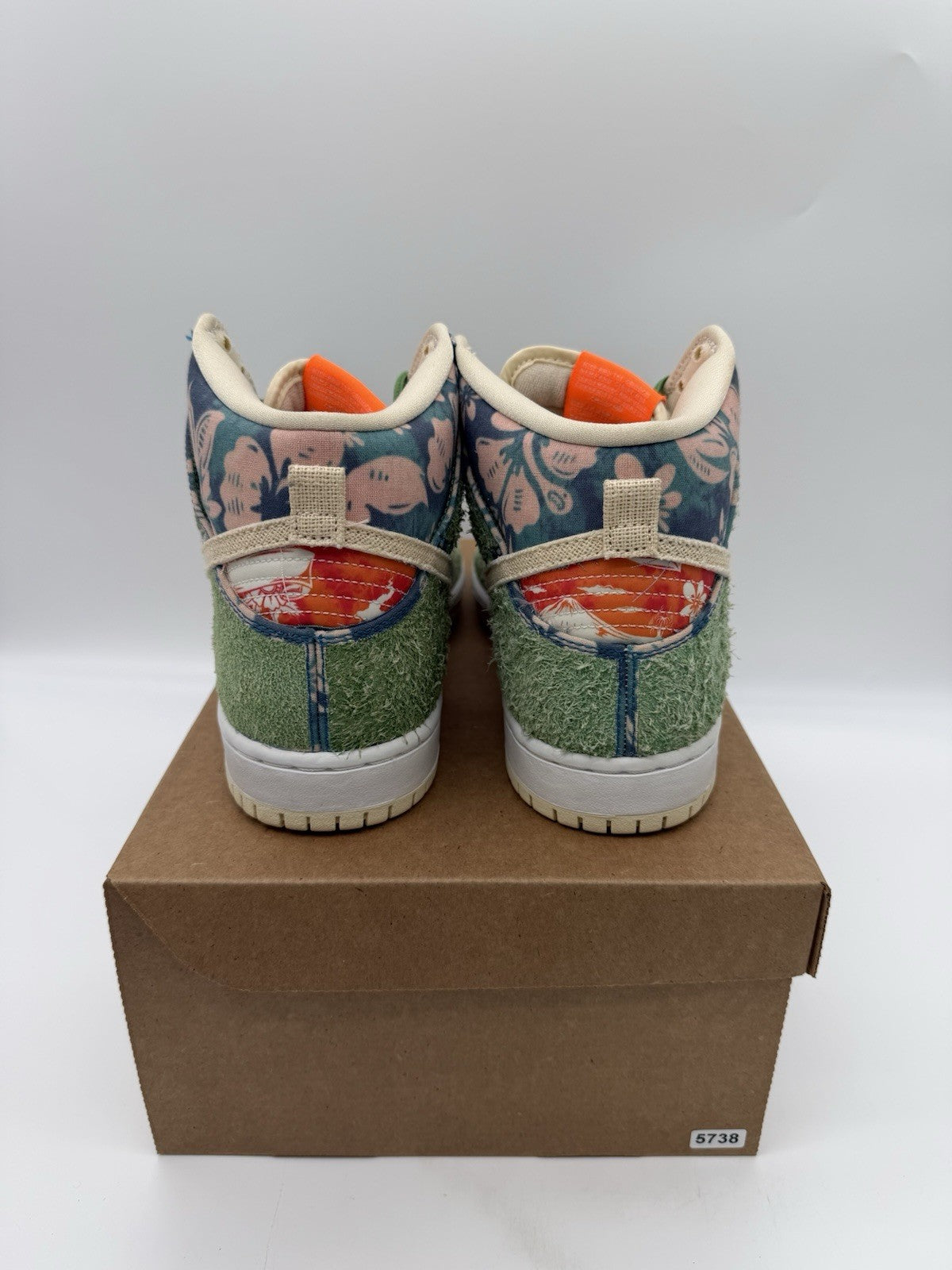 Size 9.5 - Nike SB Dunk High Hawaii 2021