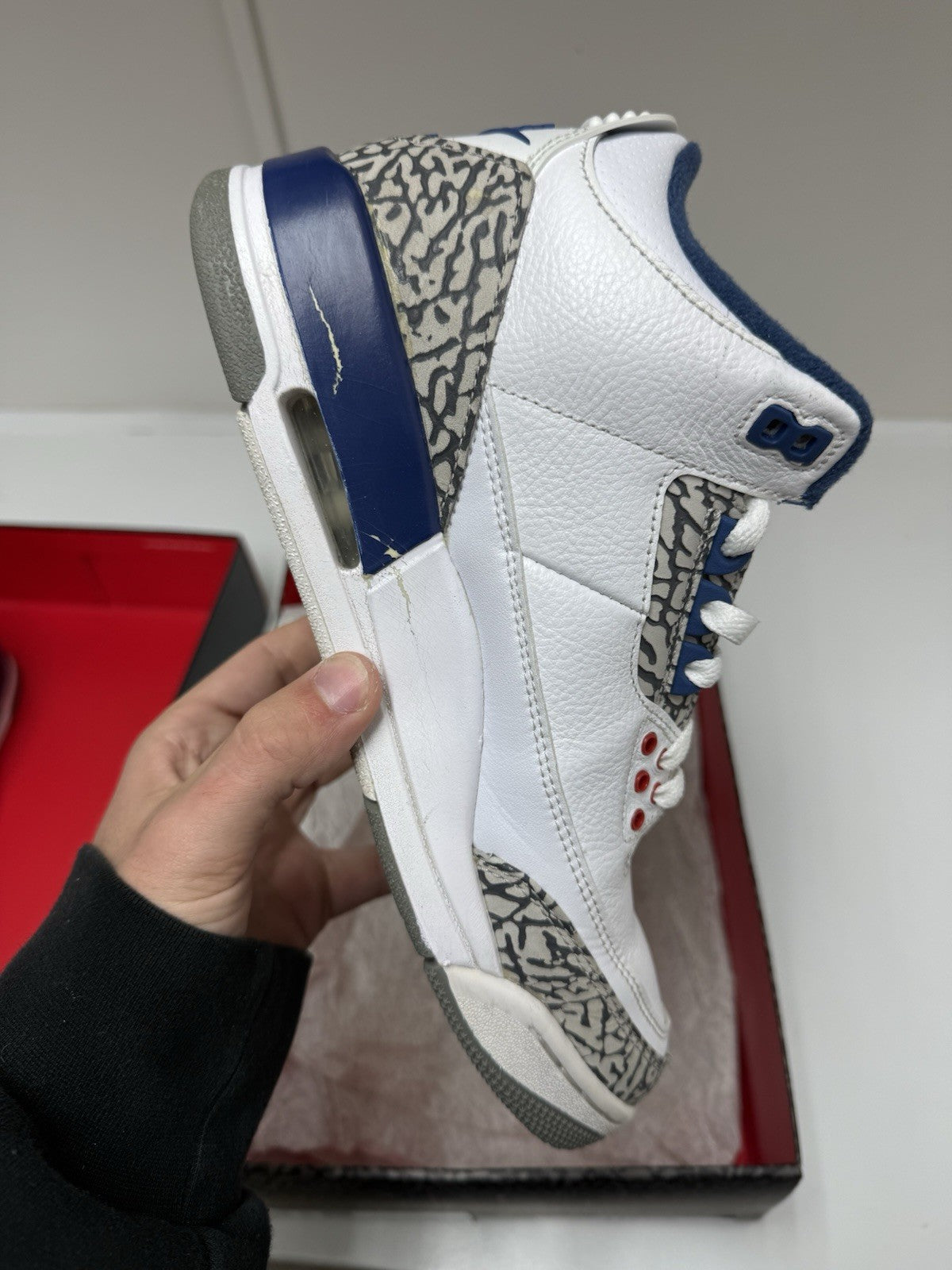 Size 8 - Jordan 3 Retro True Blue (2016) (Paint Cracking)