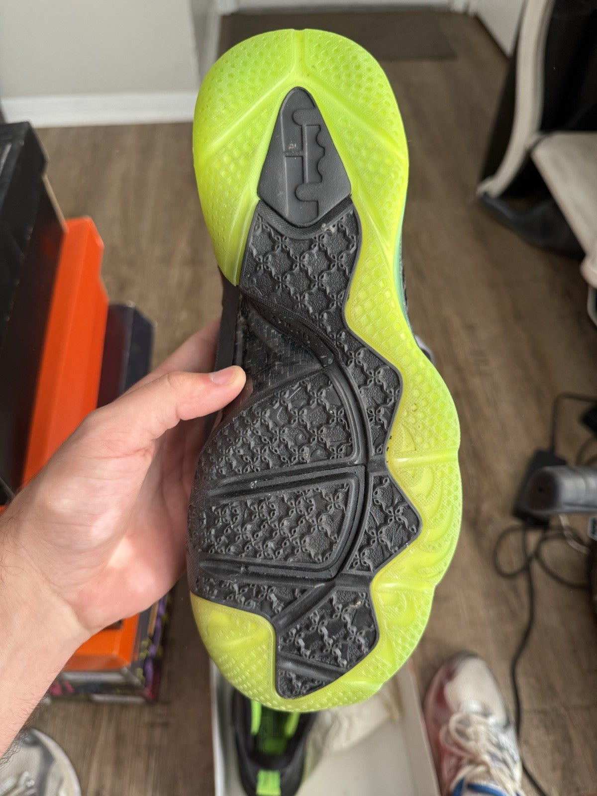 Size 9.5 - Lebron 9 Dunkman (minor seperation)
