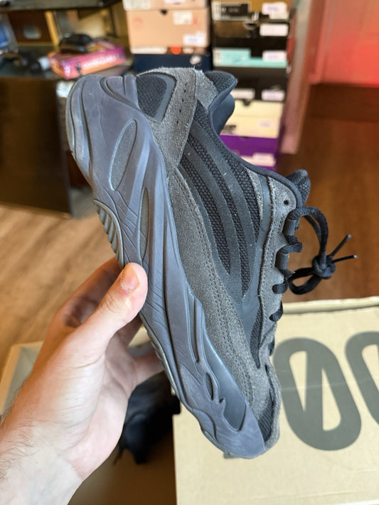 Size 10 - adidas Yeezy Boost 700 V2 Vanta