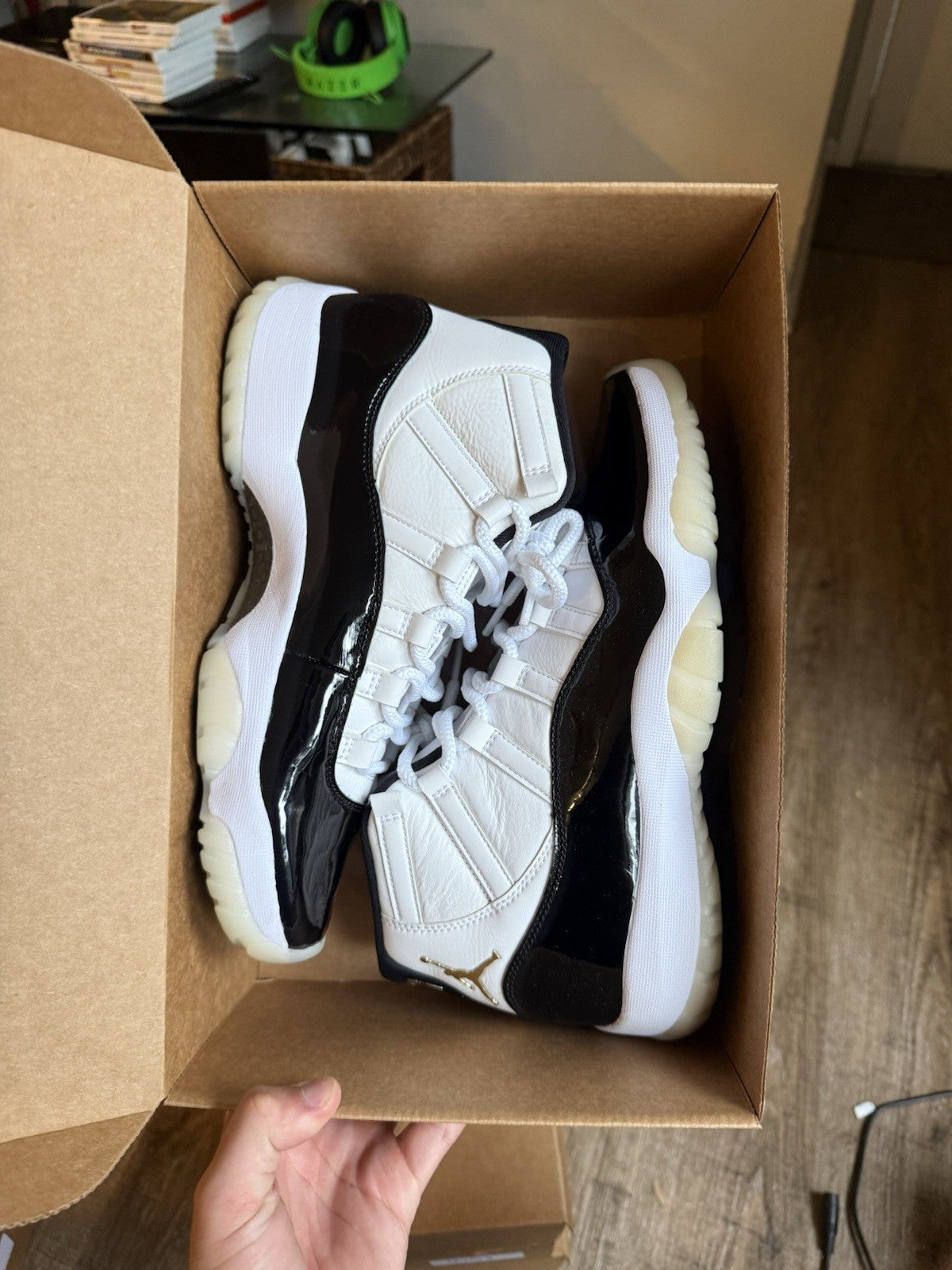 Size 9.5 - Jordan 11 Retro DMP Gratitude