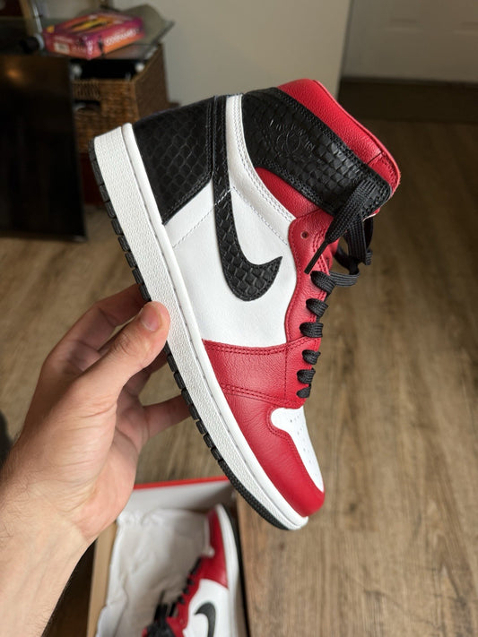 Size 8M/9.5W - Jordan 1 Retro Snakeskin Chicago