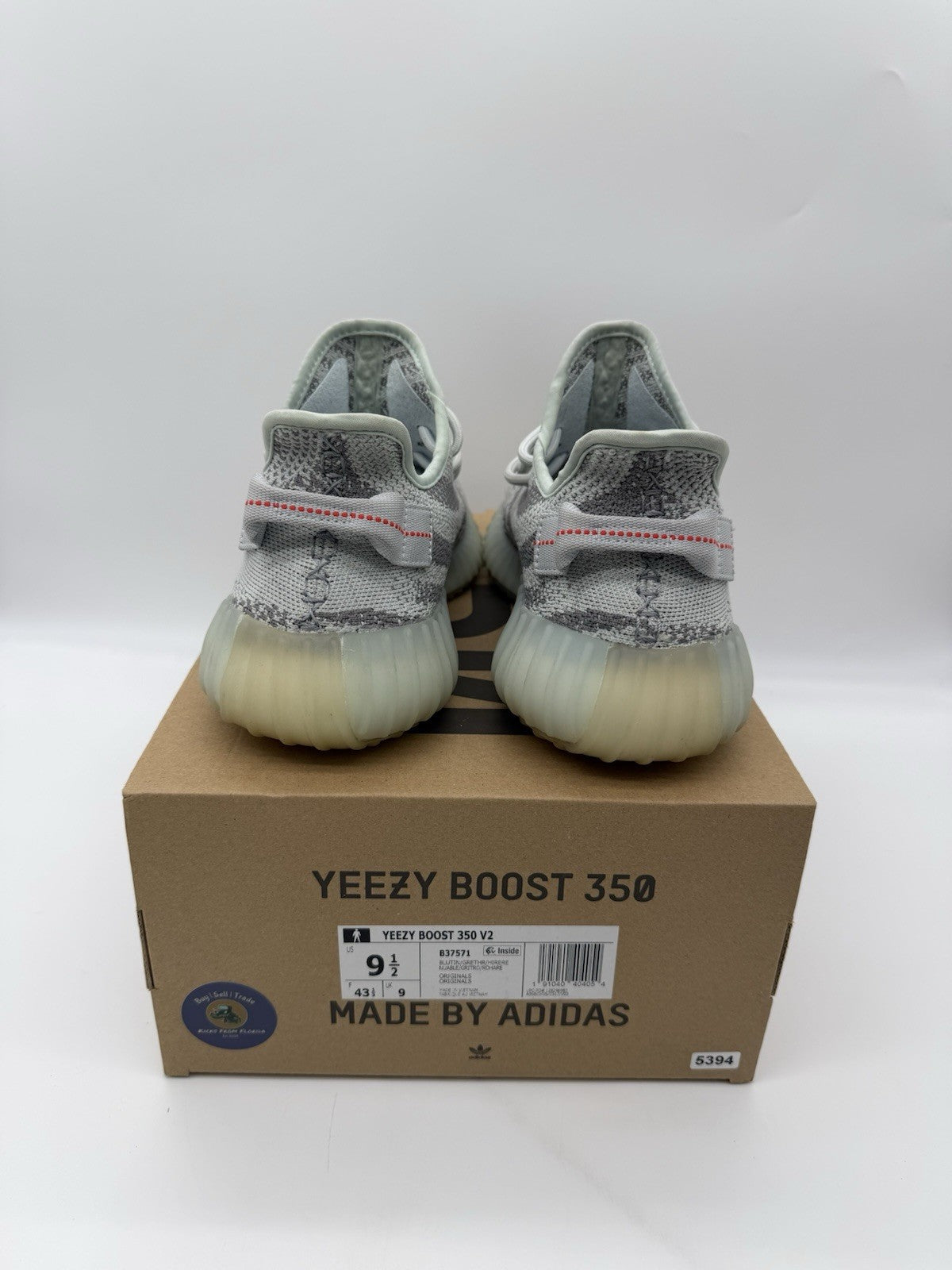 Size 9.5 - adidas Yeezy Boost 350 V2 Low Blue Tint