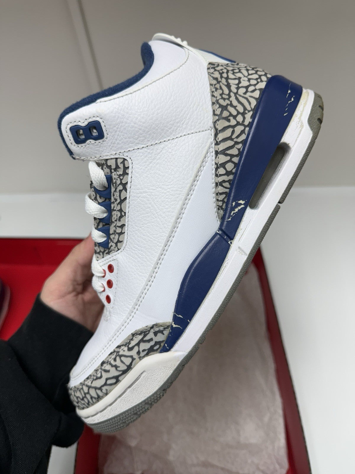 Size 8 - Jordan 3 Retro True Blue (2016) (Paint Cracking)
