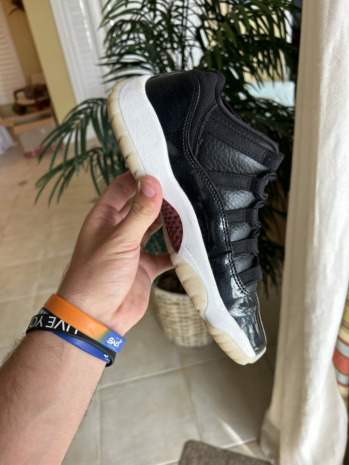 Size 5.5 - Jordan 11 Retro Low GS 72-10