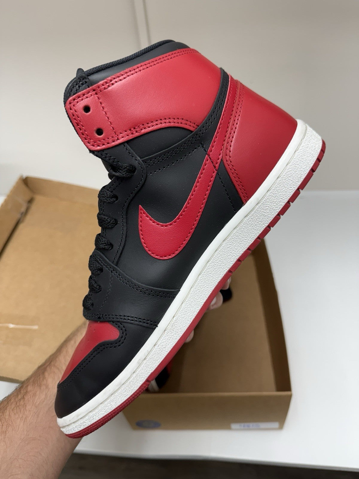 Size 11 -Jordan Retro 1 High 85 OG Bred Banned (2025)