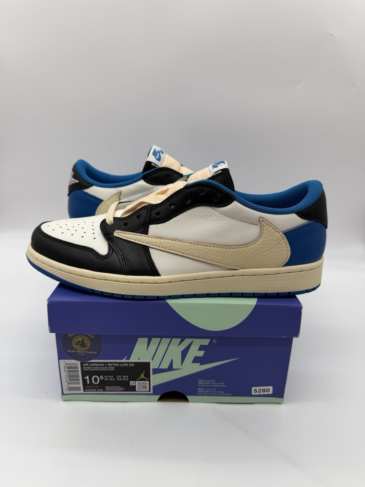Size 10.5 - Jordan 1 Retro Travis Scott x Fragment Low (Brand New)
