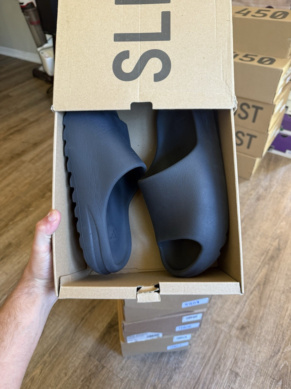 Size 11 - adidas Yeezy Slide Onyx