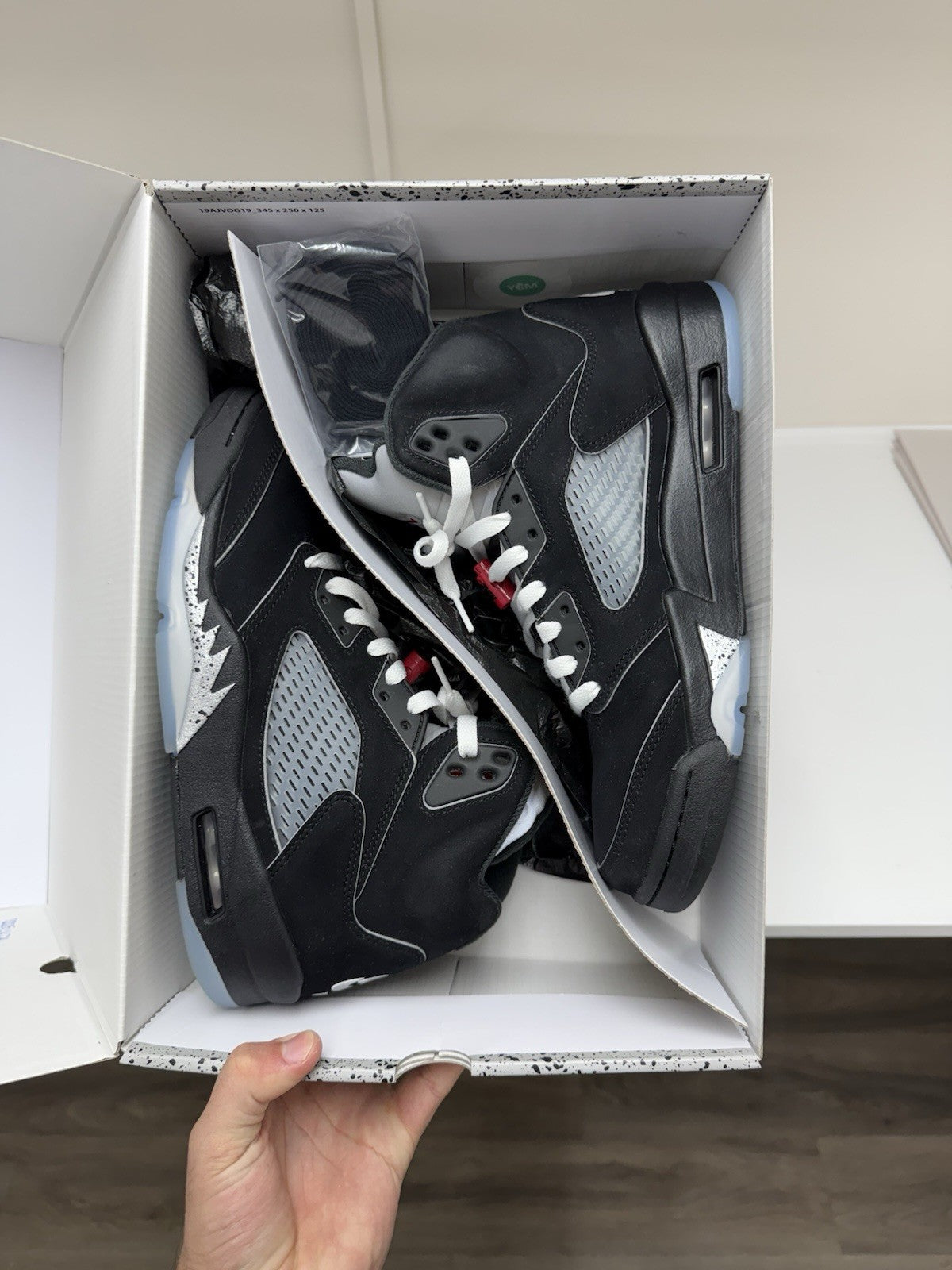 Size 9 - Jordan 5 Retro OG Black Metallic Reimagined