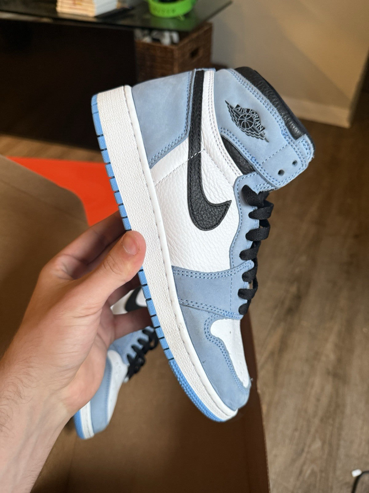 Size 7Y - Jordan 1 Retro OG High University Blue