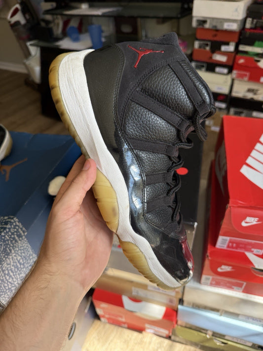 Size 12 - Jordan 11 Retro 72-10 (2015)