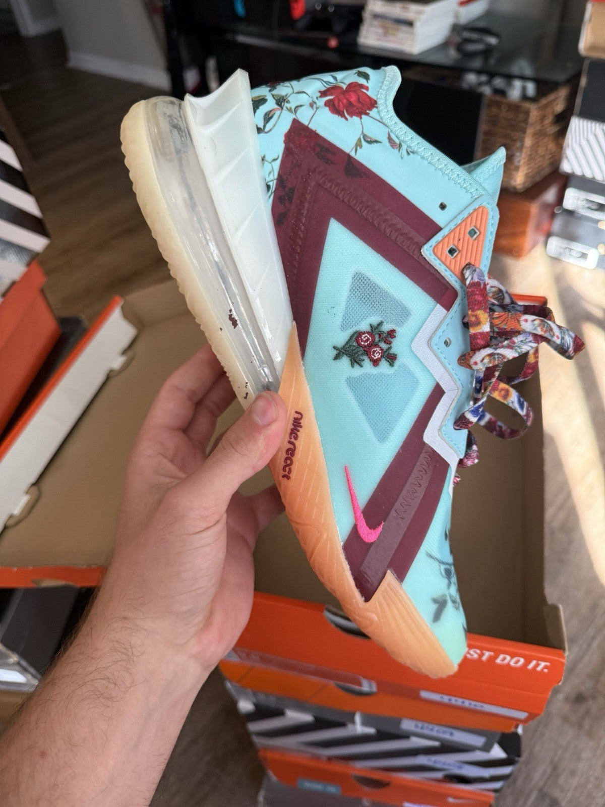 Size 10 - Lebron 18 Low Mimi Plange Daughters Floral