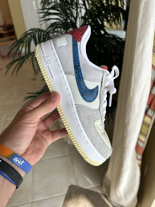 Size 4M/5.5W - Air Force 1 Undefeated 5 on IT