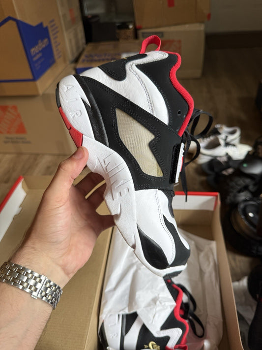 Size 8.5 - Nike Air Diamond Turf 2025 49ers