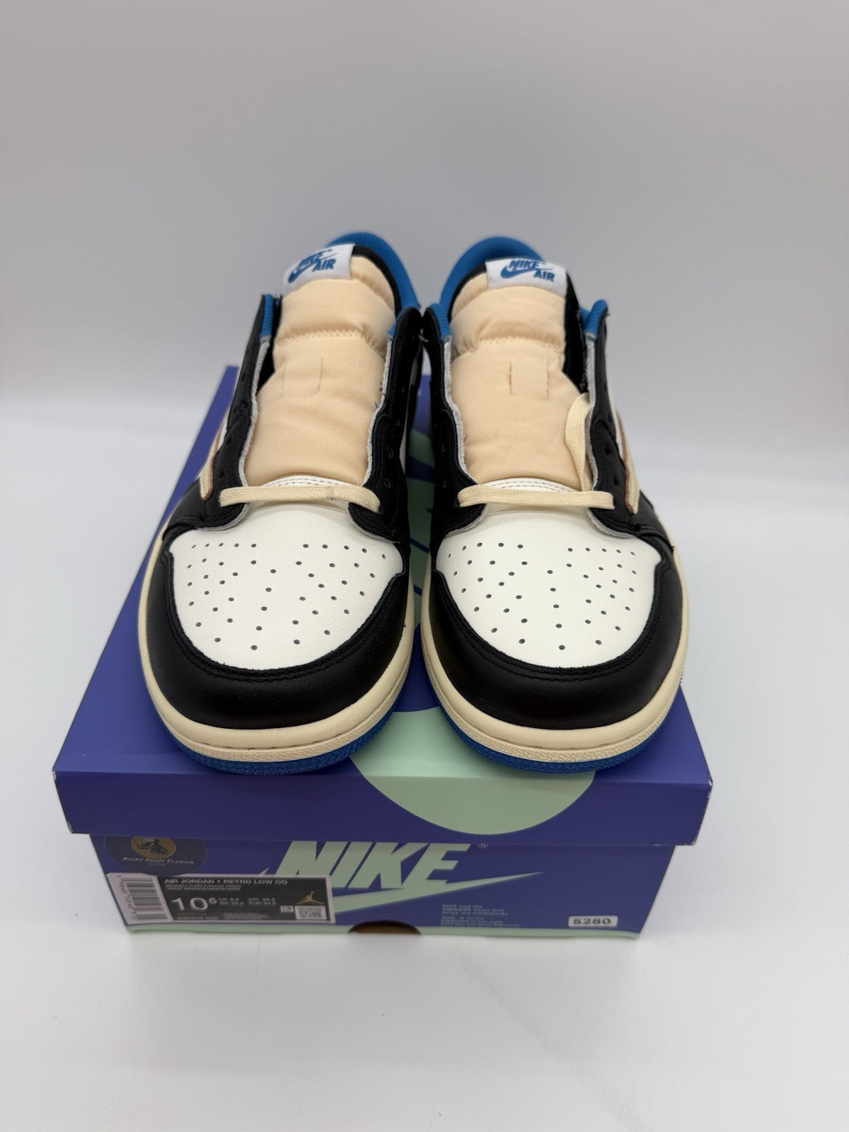 Size 10.5 - Jordan 1 Retro Travis Scott x Fragment Low (Brand New)