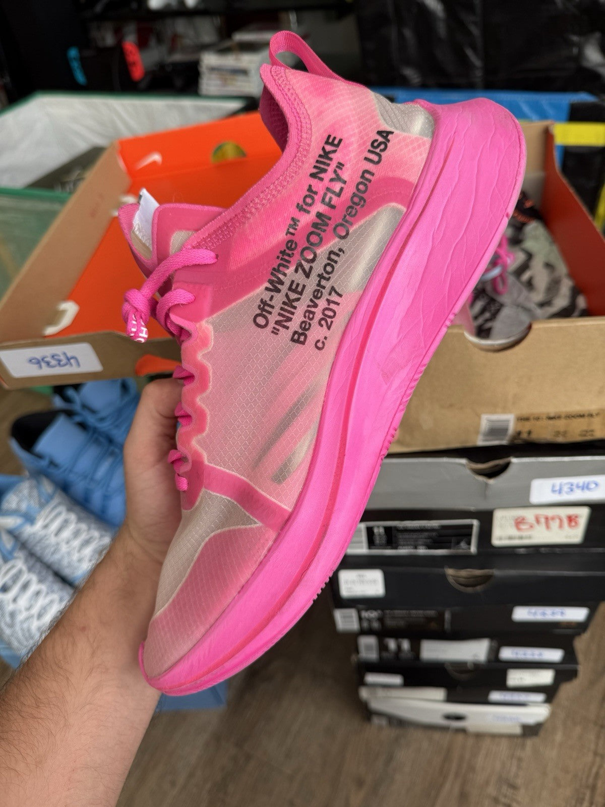 Size 11 - Nike Off-White x Zoom Fly SP Pink