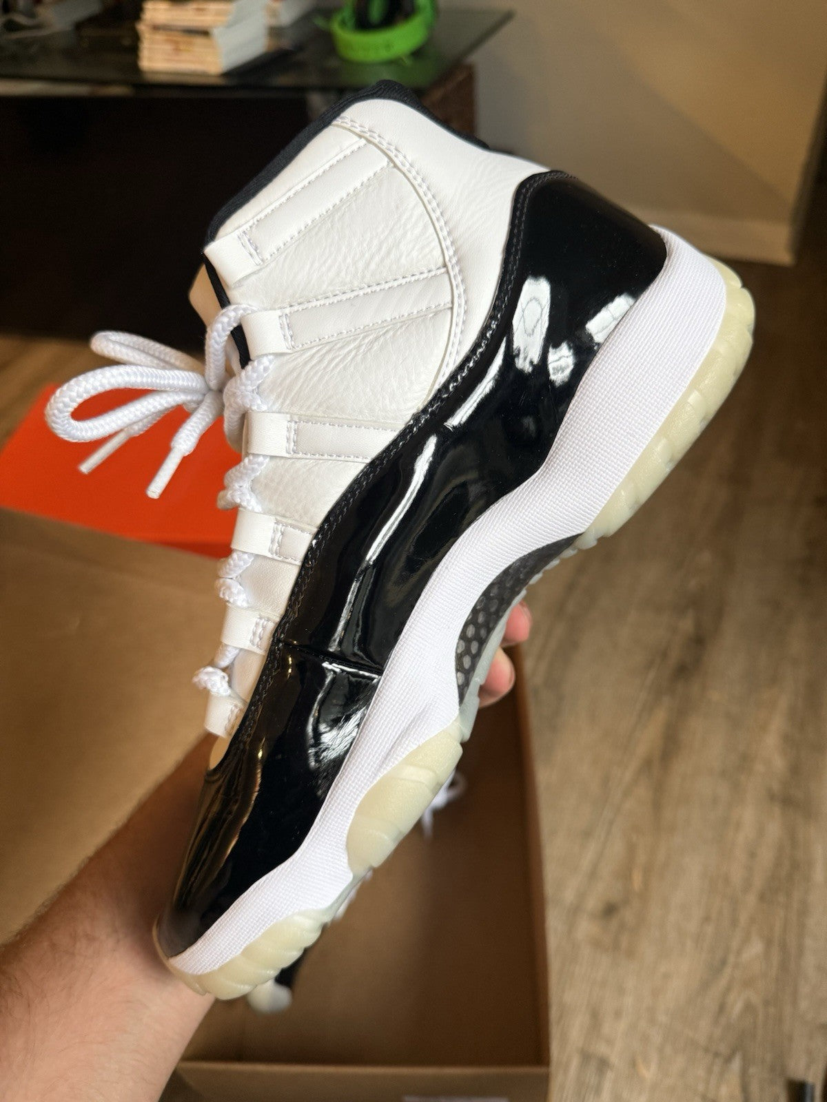 Size 9.5 - Jordan 11 Retro DMP Gratitude