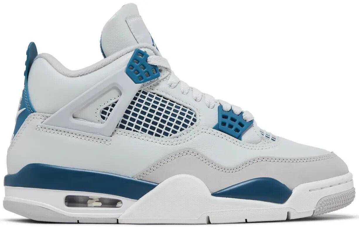 Size 9.5 - Jordan 4 Retro Military Blue (2024)